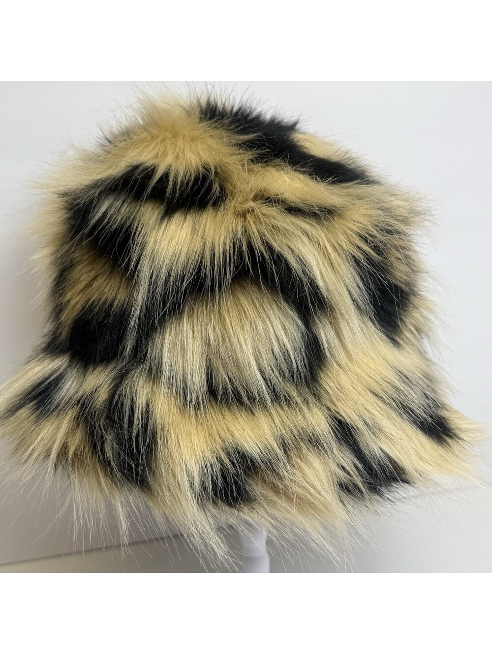 Urban Outfitters Faux Fur Leopard Bucket Hat Cheetah Animal Print Fluffy Tiger
